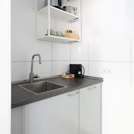 With Terrace 杜伊斯堡